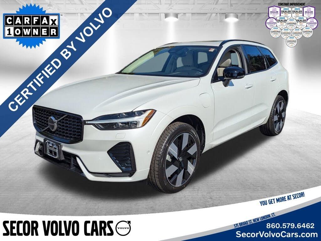 2024 VOLVO XC60