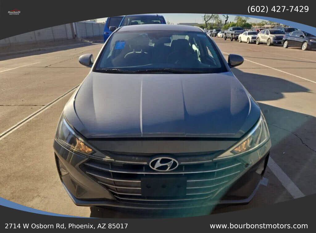 2019 HYUNDAI Elantra