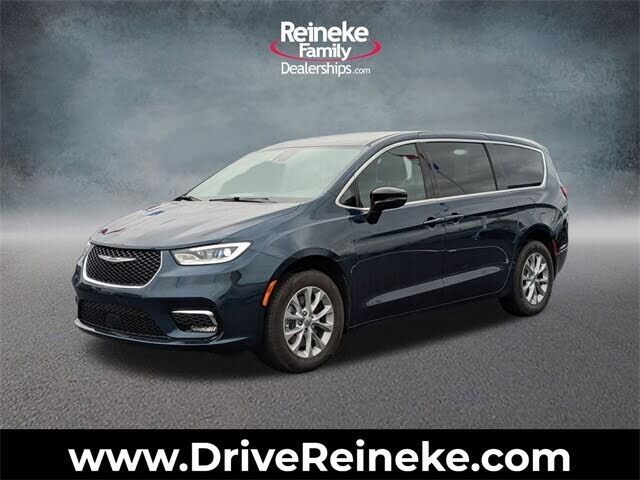 2025 CHRYSLER Pacifica