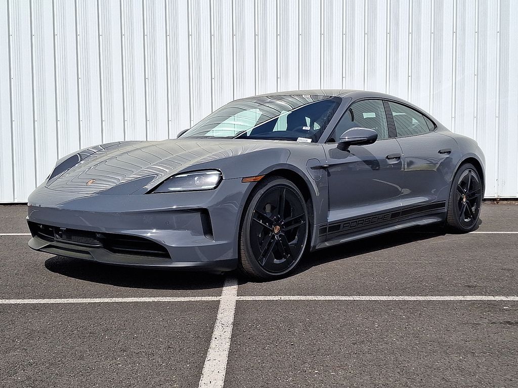 2025 PORSCHE Taycan