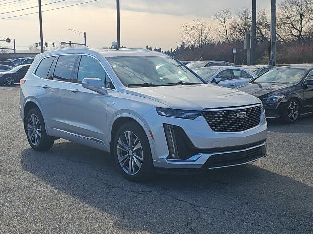 2020 CADILLAC XT6