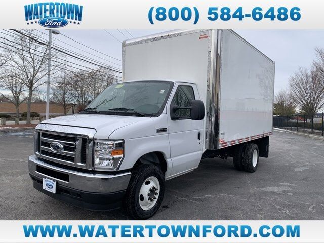 2024 FORD E-350