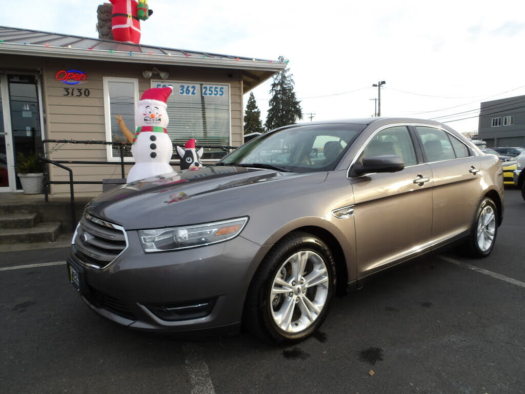 2014 FORD Taurus