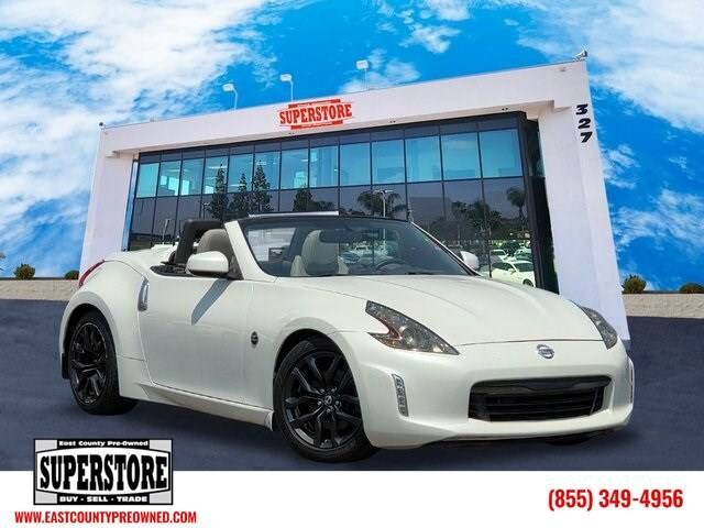 2015 NISSAN 370Z