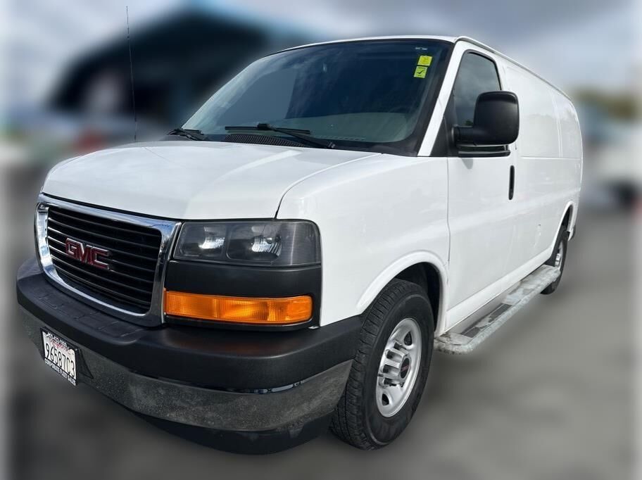 2018 GMC Savana