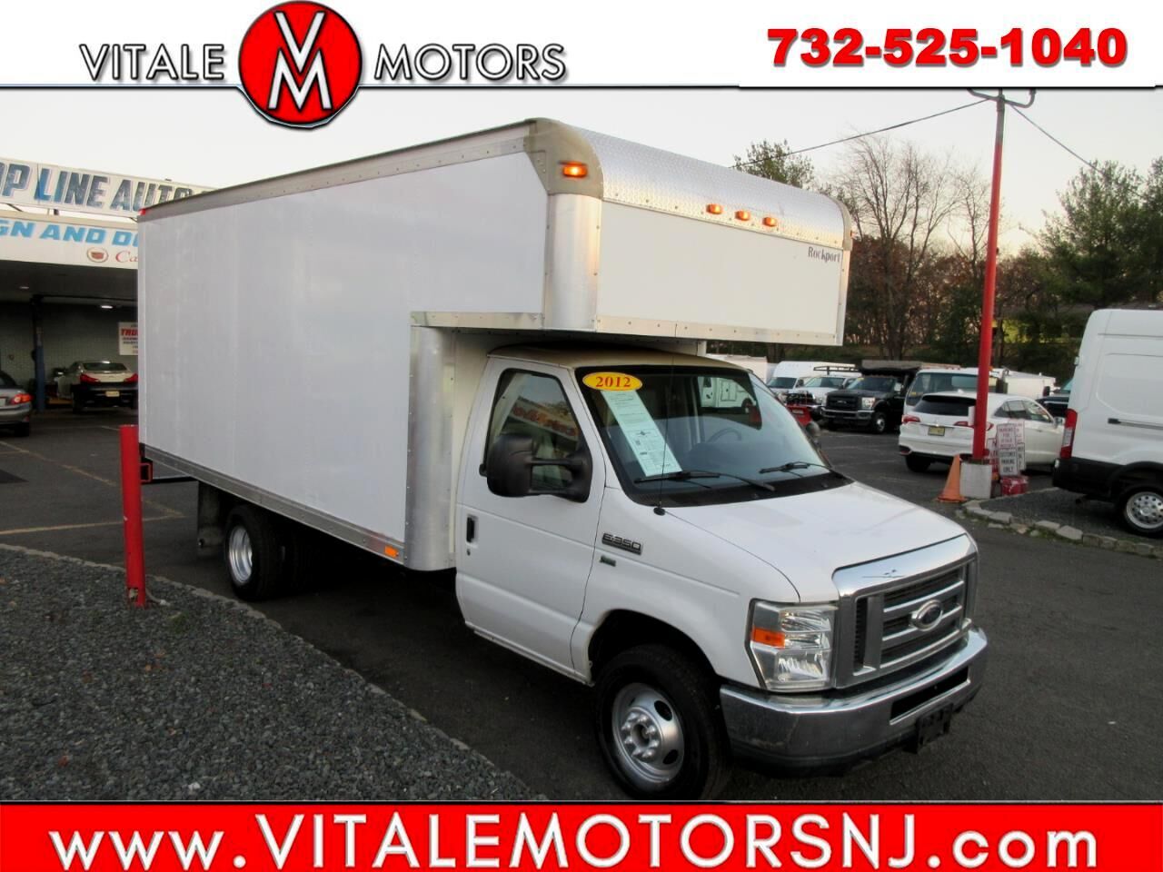 2012 FORD E-350