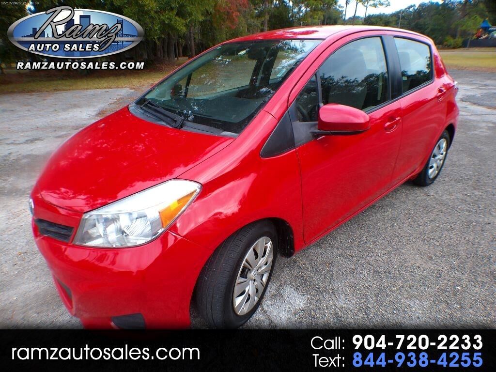 2013 TOYOTA Yaris