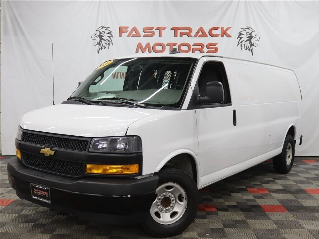 2022 CHEVROLET Express