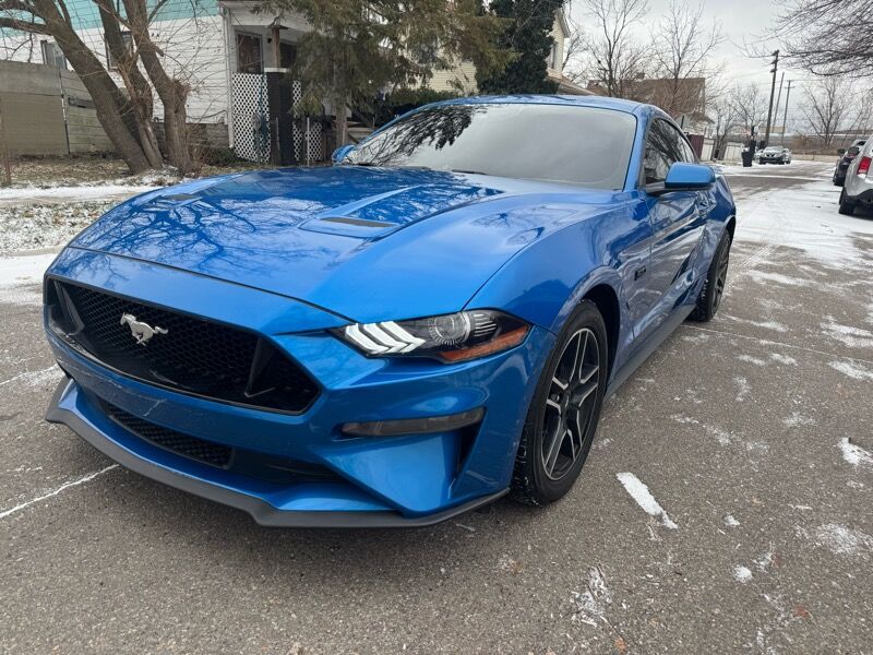 2020 FORD Mustang