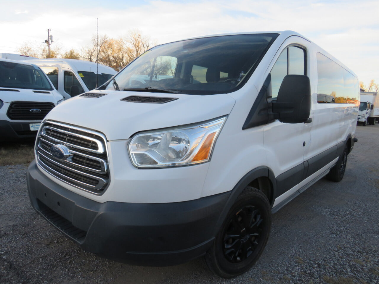 2017 FORD Transit