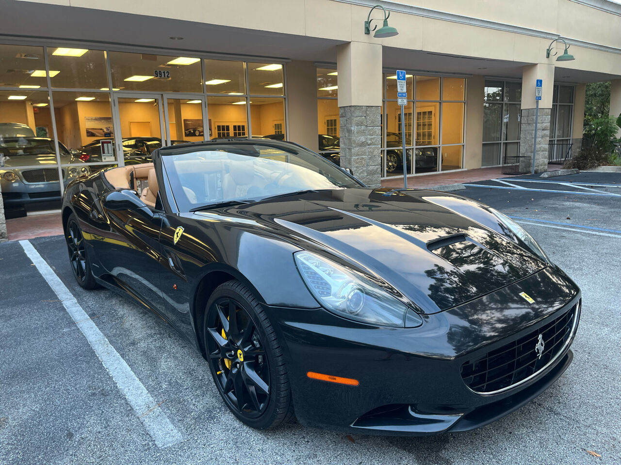2010 FERRARI California
