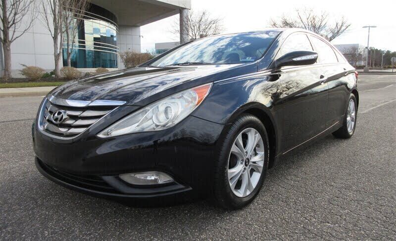 2011 HYUNDAI Sonata