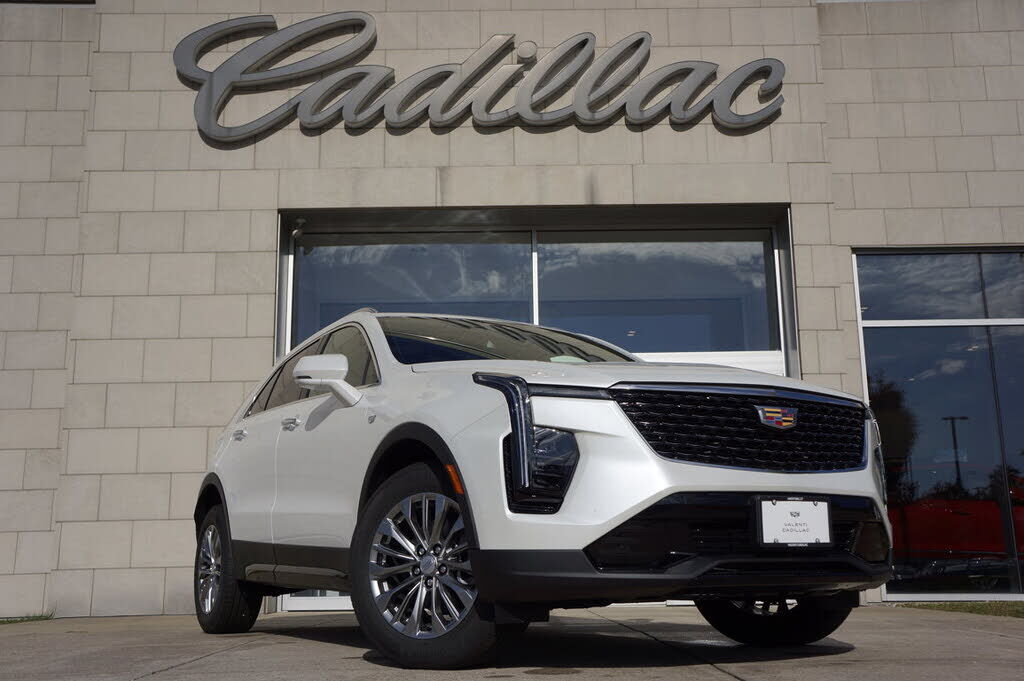 2024 CADILLAC XT4