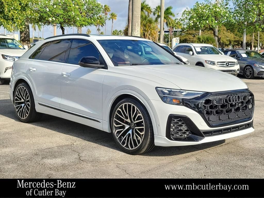 2025 AUDI SQ8