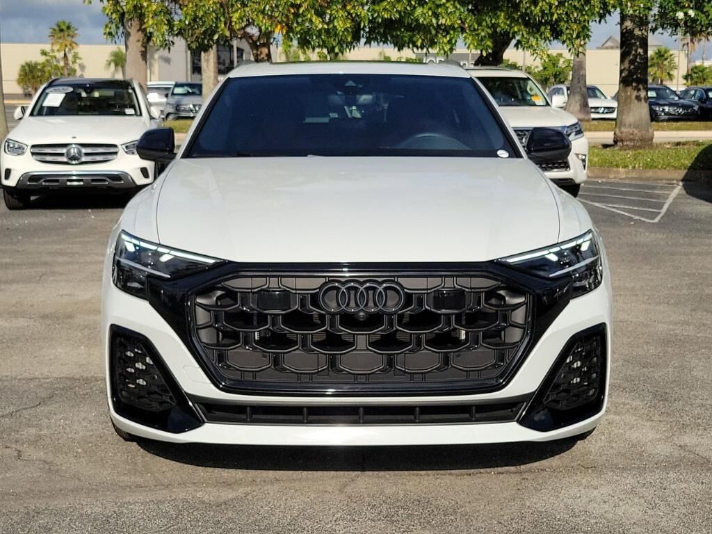2025 Audi SQ8