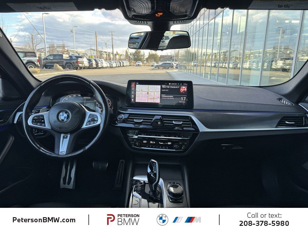 2023 BMW M550i