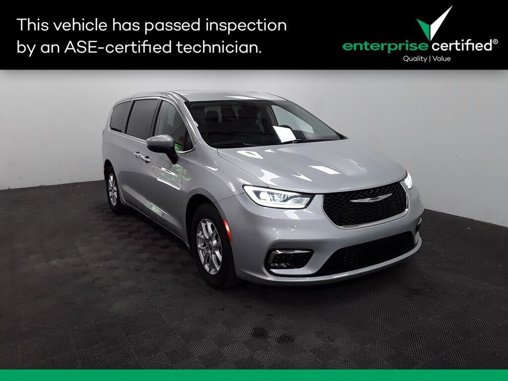 2023 CHRYSLER Pacifica