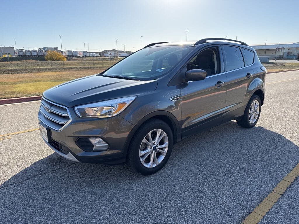 2018 FORD Escape