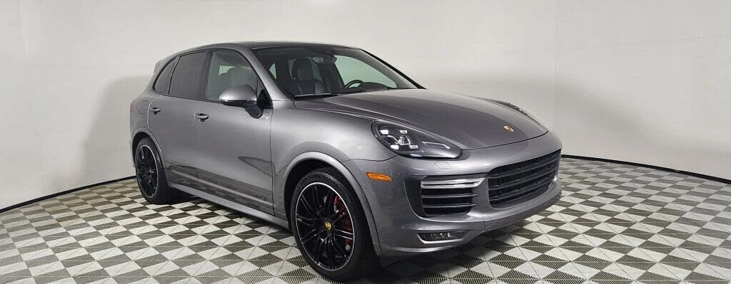 2016 PORSCHE Cayenne