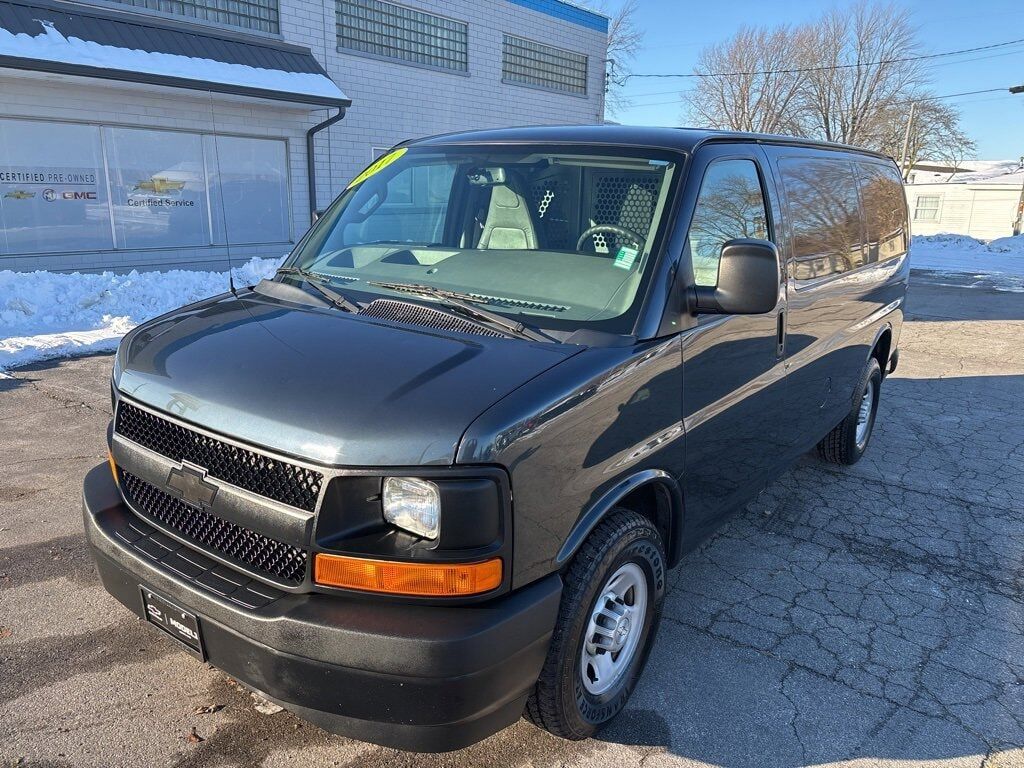 2017 CHEVROLET Express