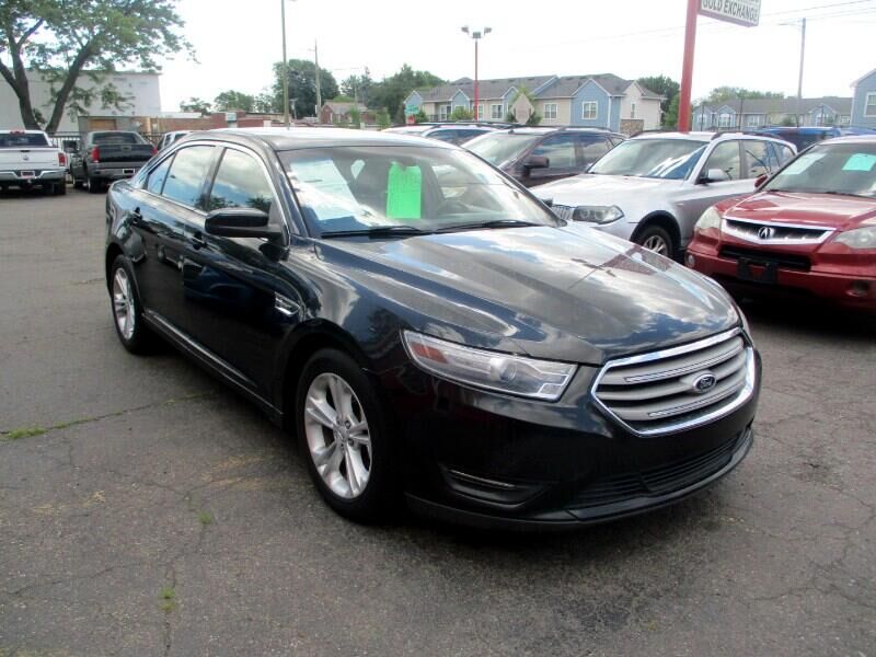2013 FORD Taurus