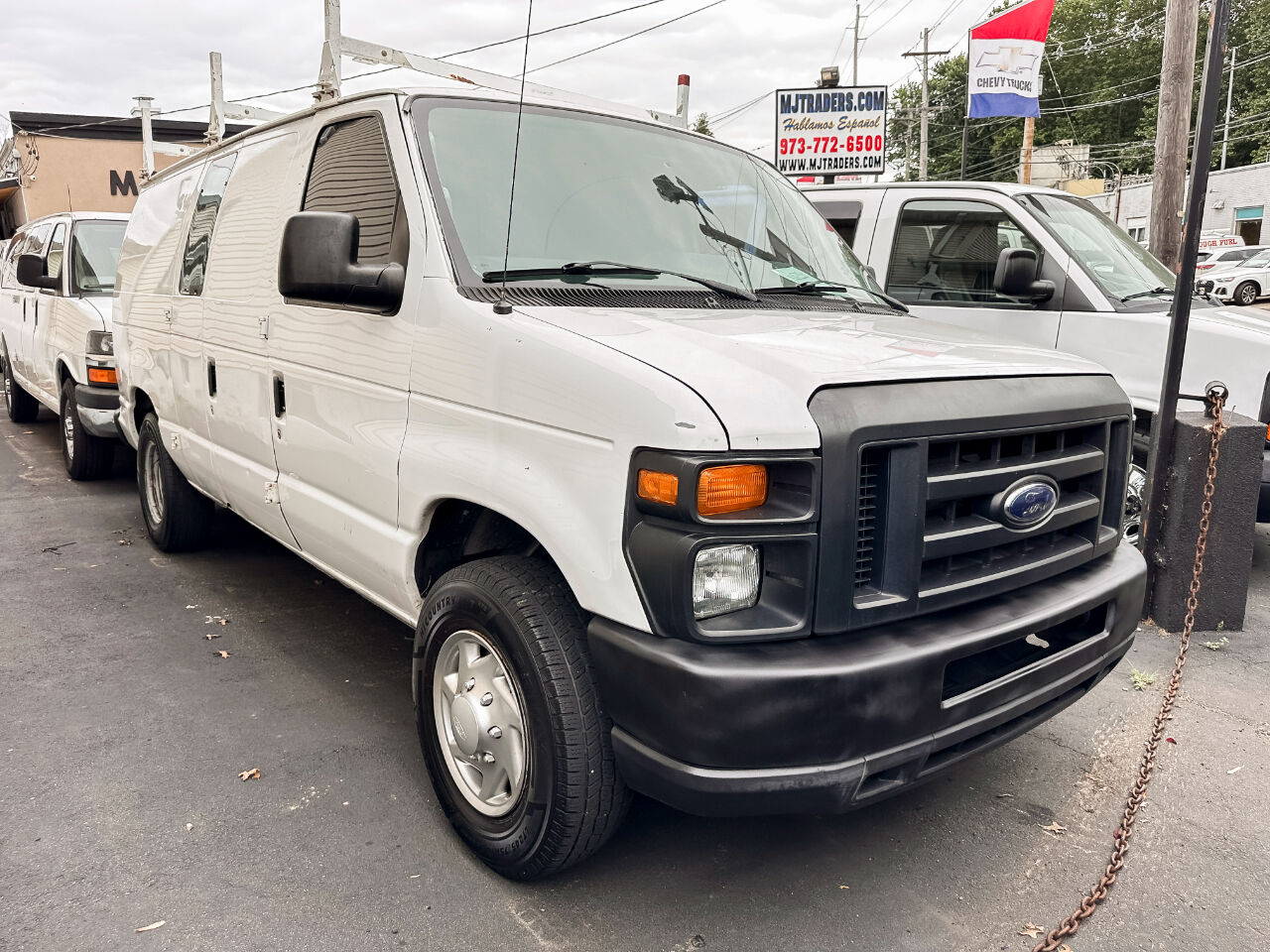 2013 FORD E-250