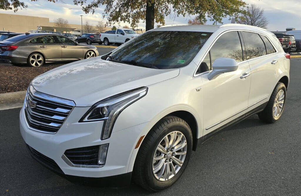 2017 CADILLAC XT5