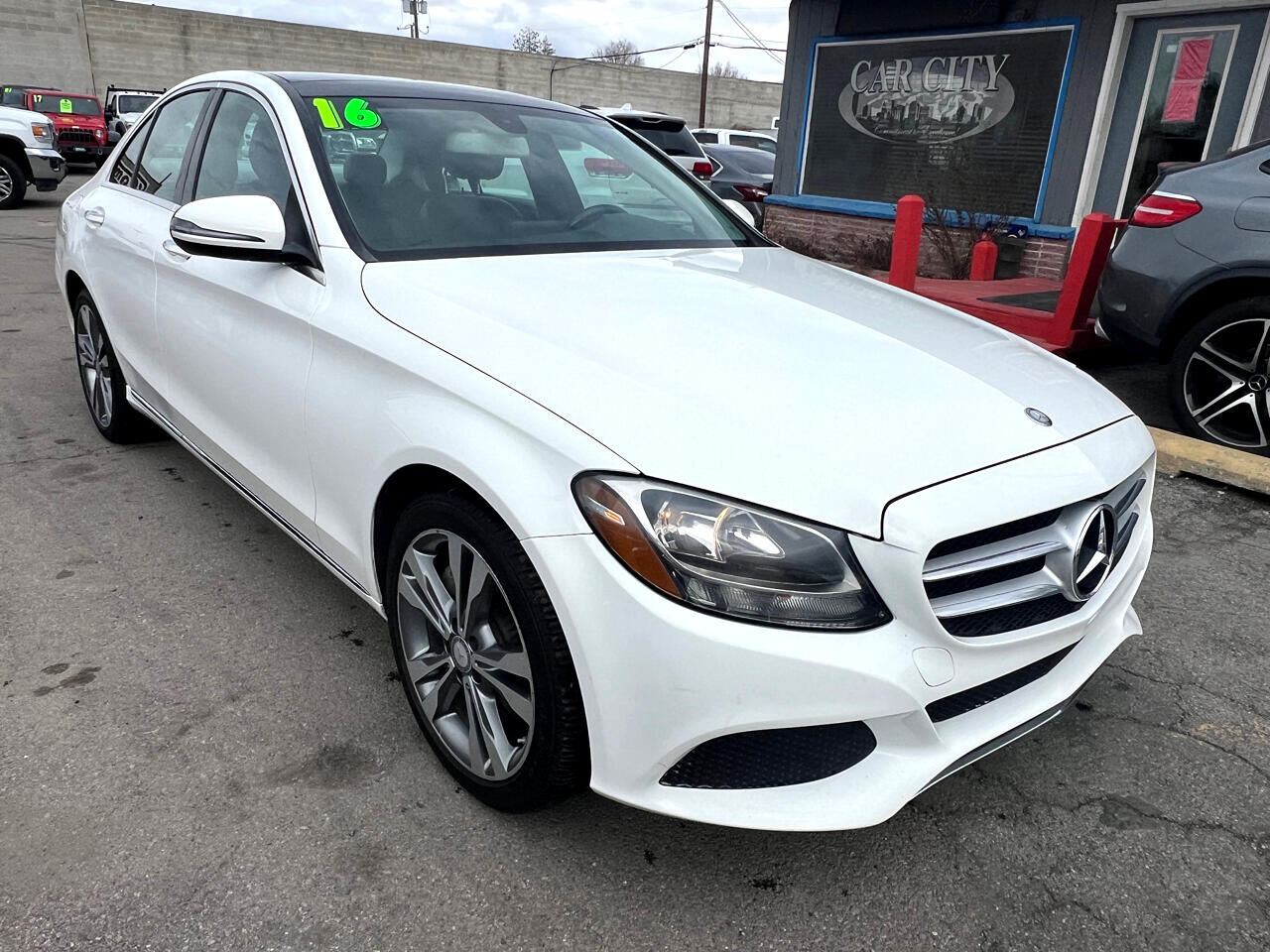 2016 MERCEDES-BENZ C-Class