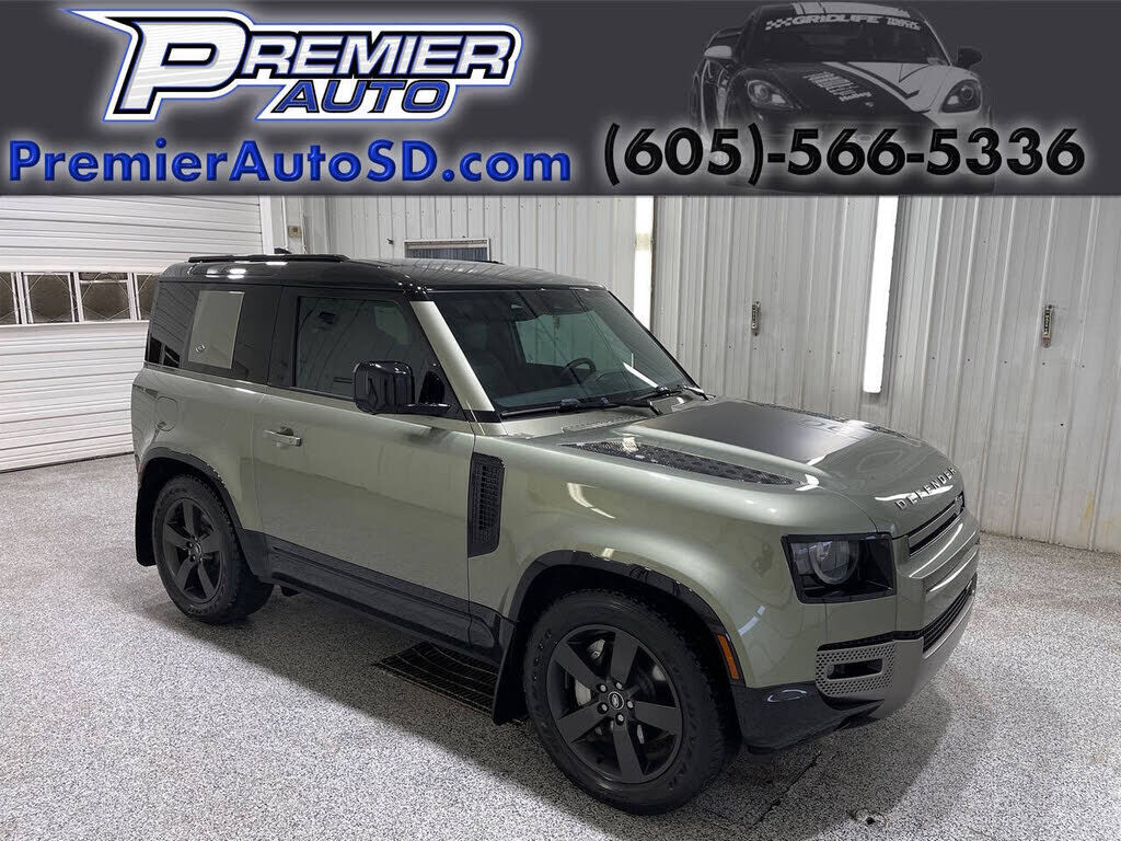2022 LAND ROVER Defender