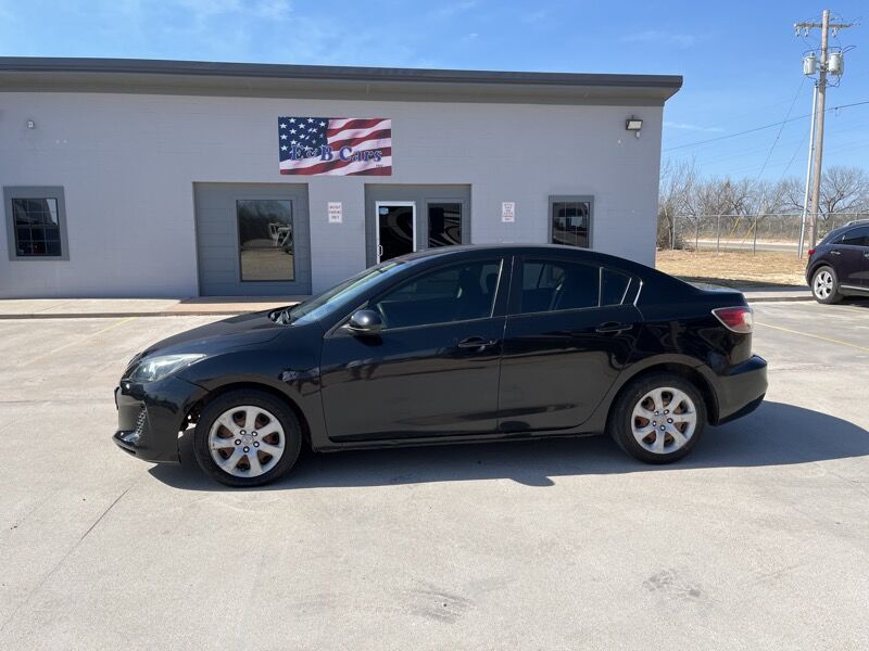2013 MAZDA Mazda3