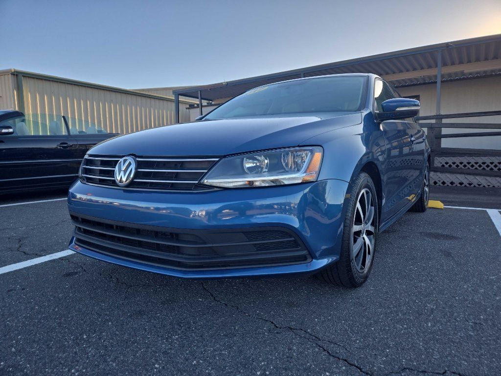 2017 VOLKSWAGEN Jetta