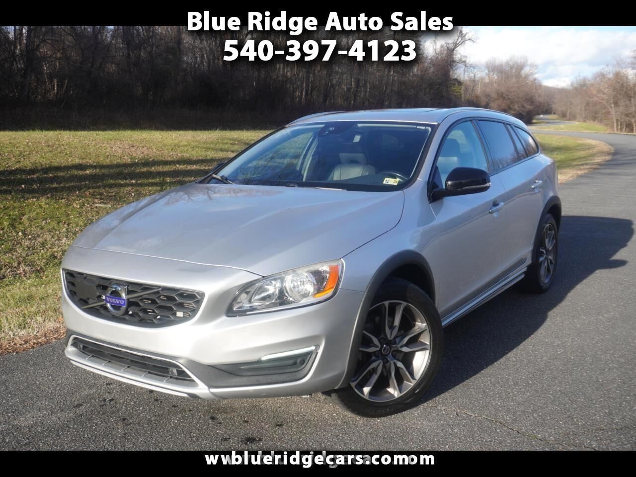 2018 VOLVO V60