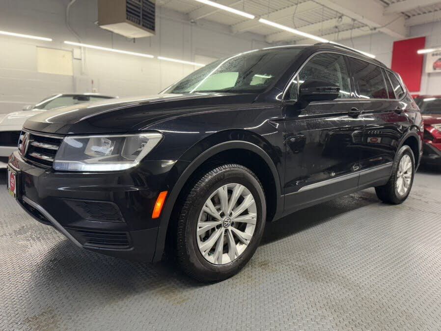 2018 VOLKSWAGEN Tiguan