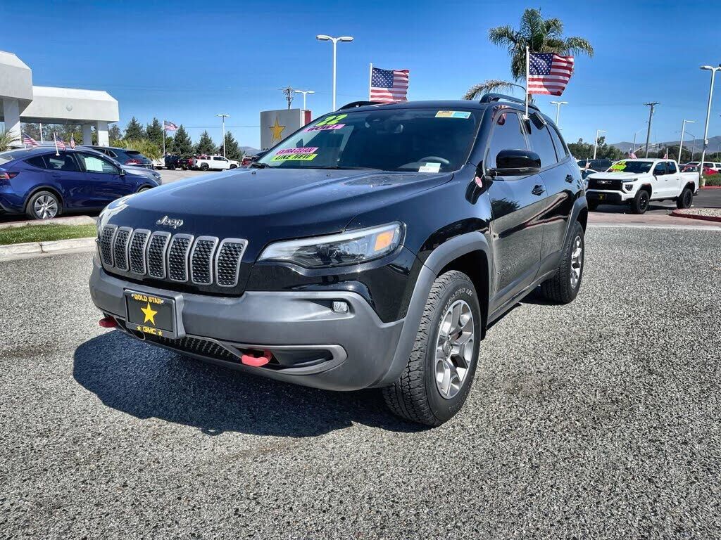 2022 JEEP Cherokee