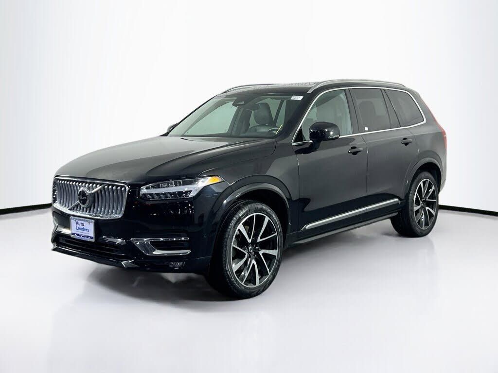 2023 VOLVO XC90