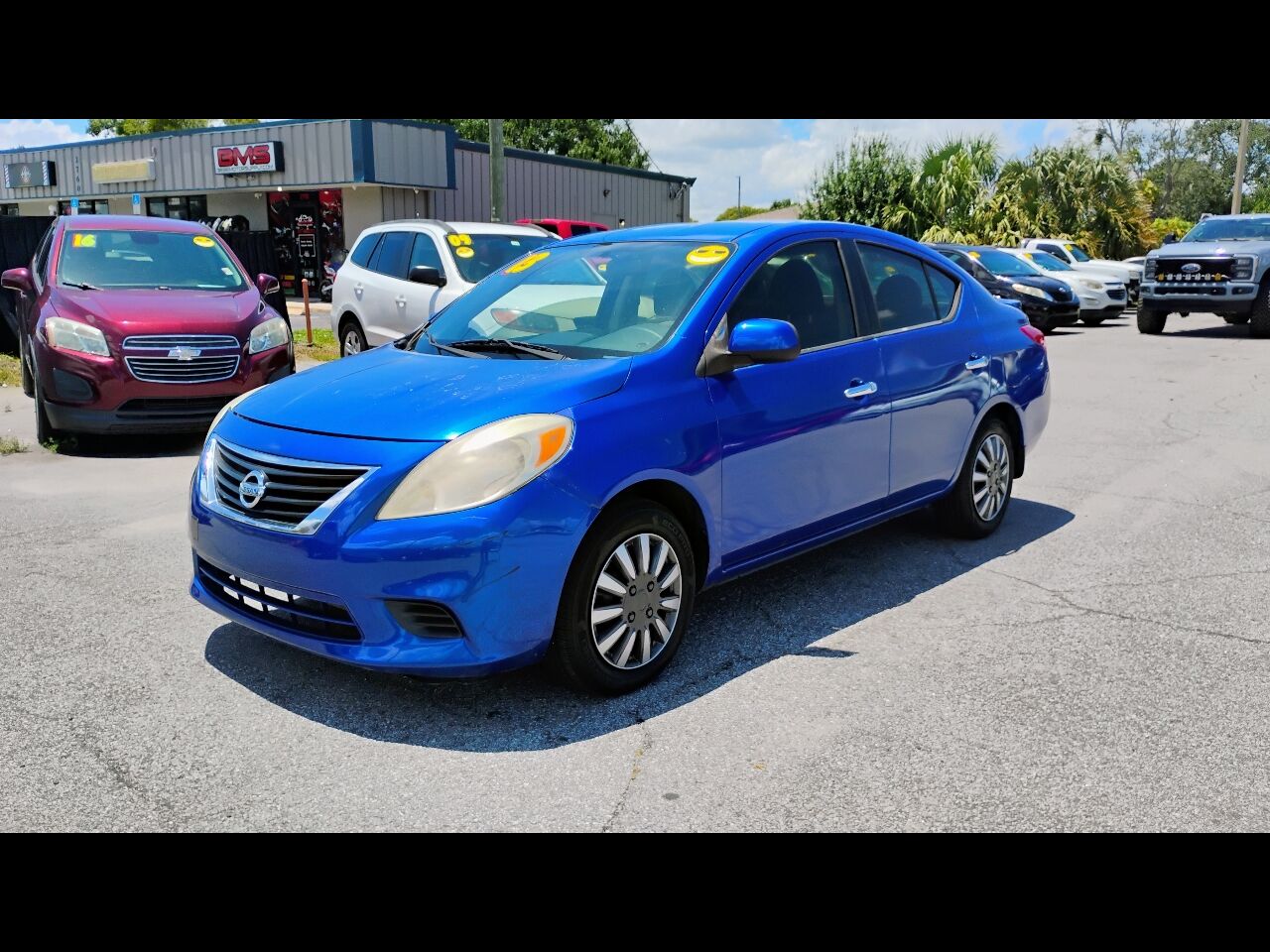 2013 NISSAN Versa