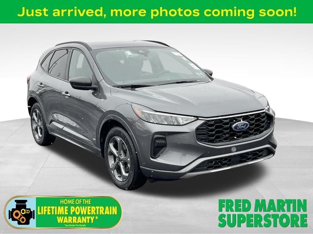 2024 FORD Escape