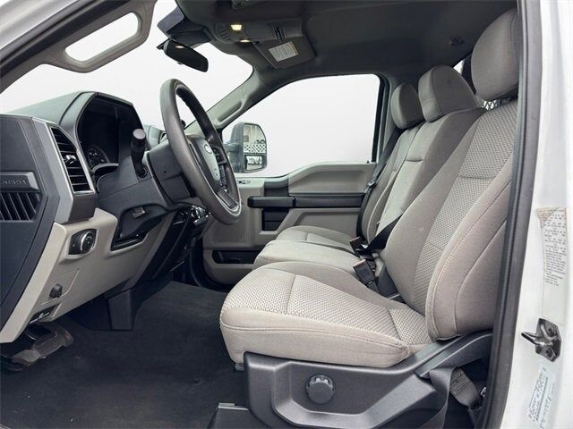 2022 FORD F-550