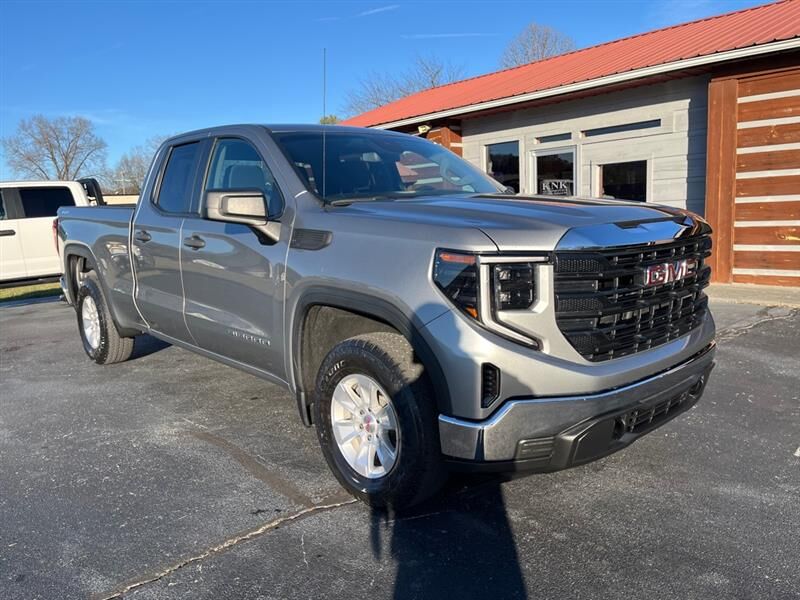 2023 GMC Sierra