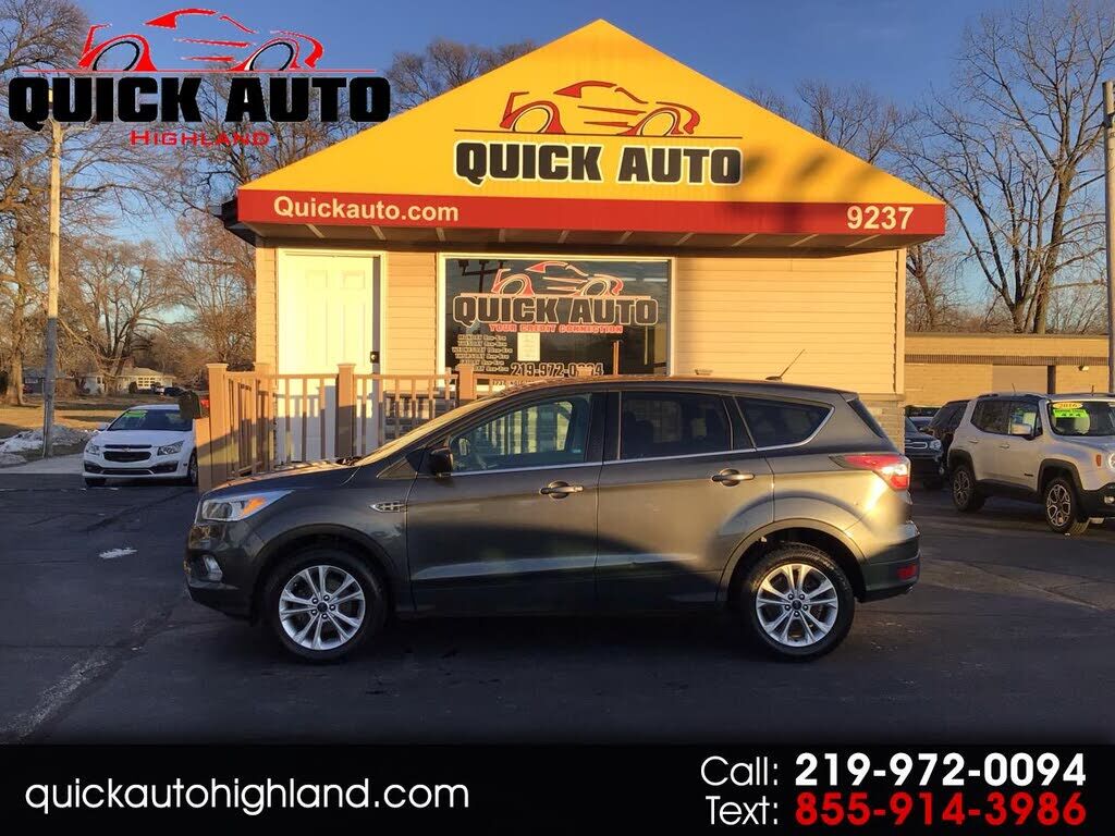 2017 FORD Escape
