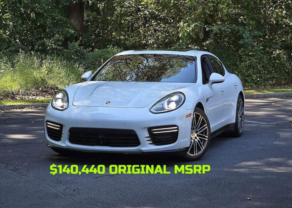2016 PORSCHE Panamera