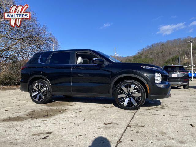 2026 MITSUBISHI Outlander