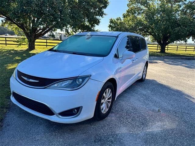 2019 CHRYSLER Pacifica