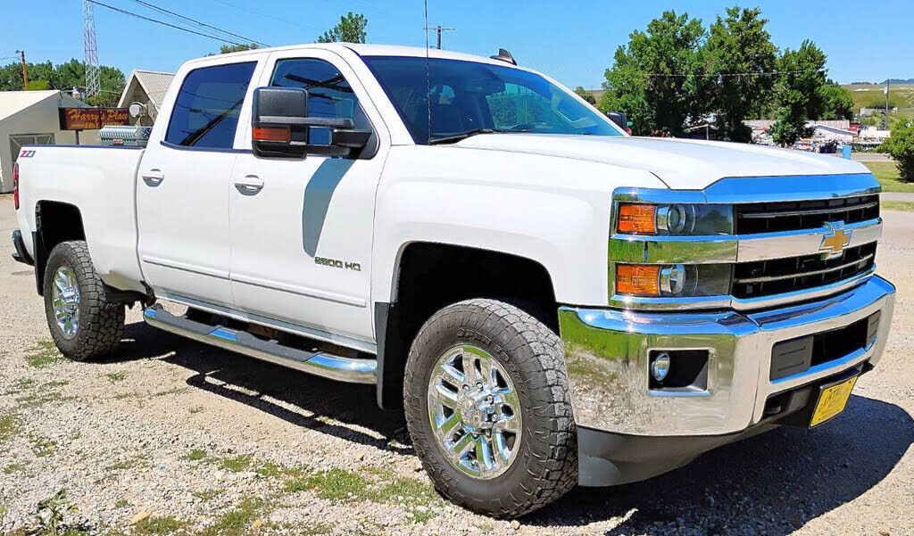 2018 CHEVROLET Silverado