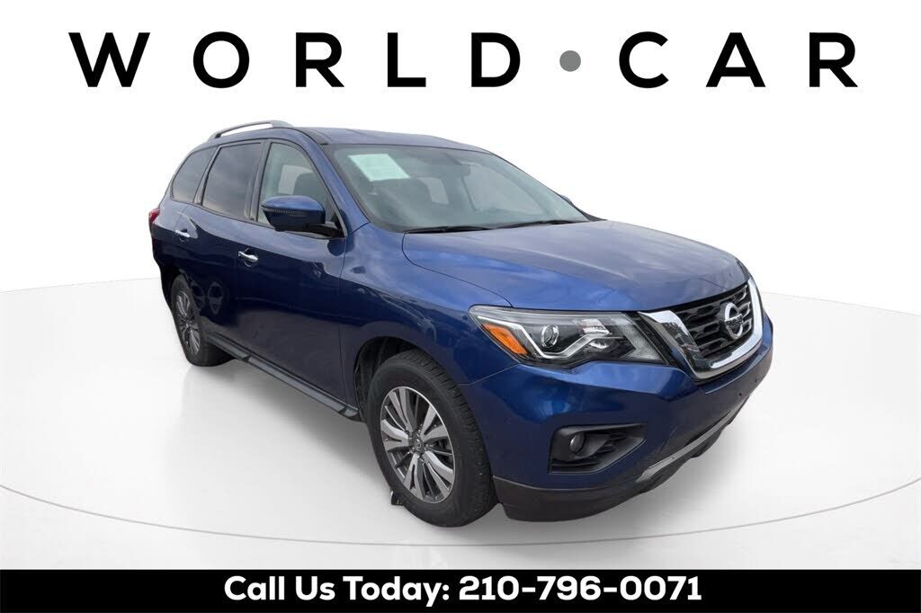 2020 NISSAN Pathfinder