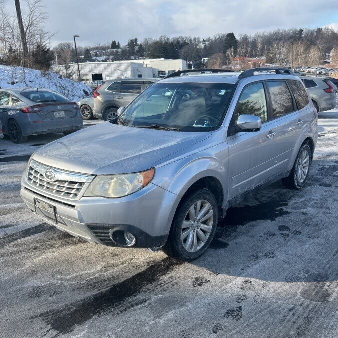 2013 SUBARU Forester