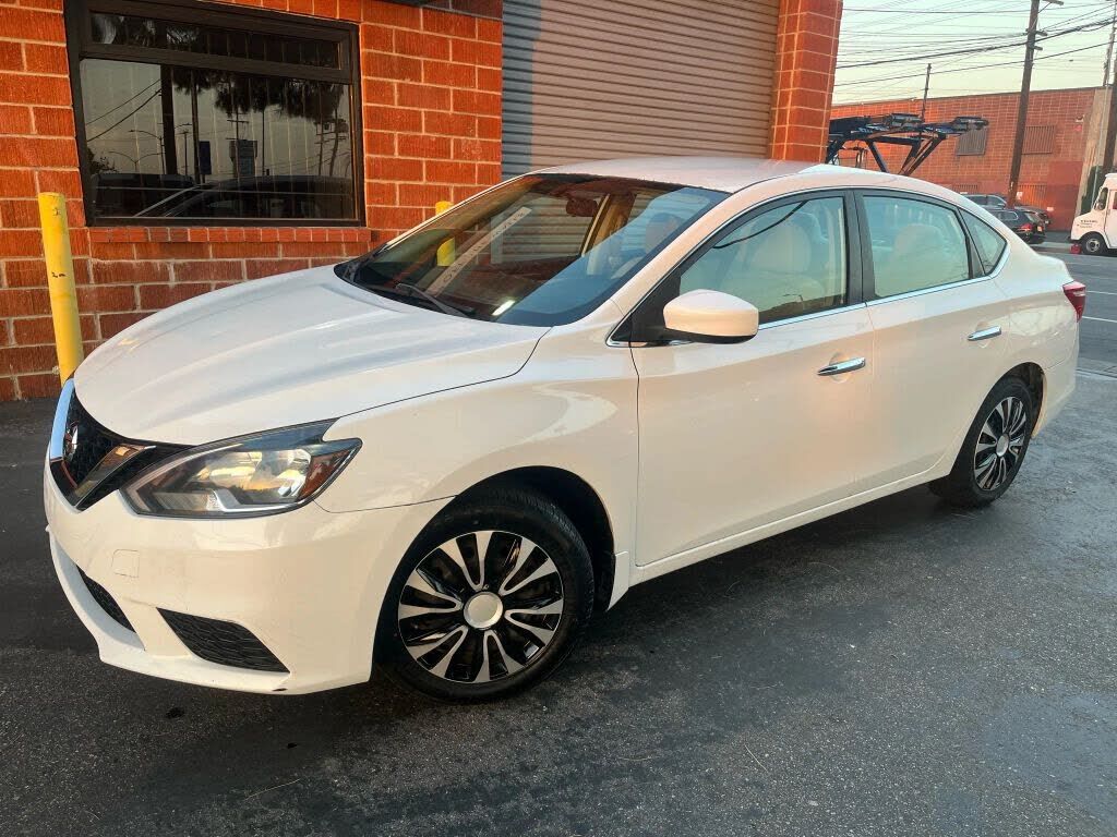 2016 NISSAN Sentra