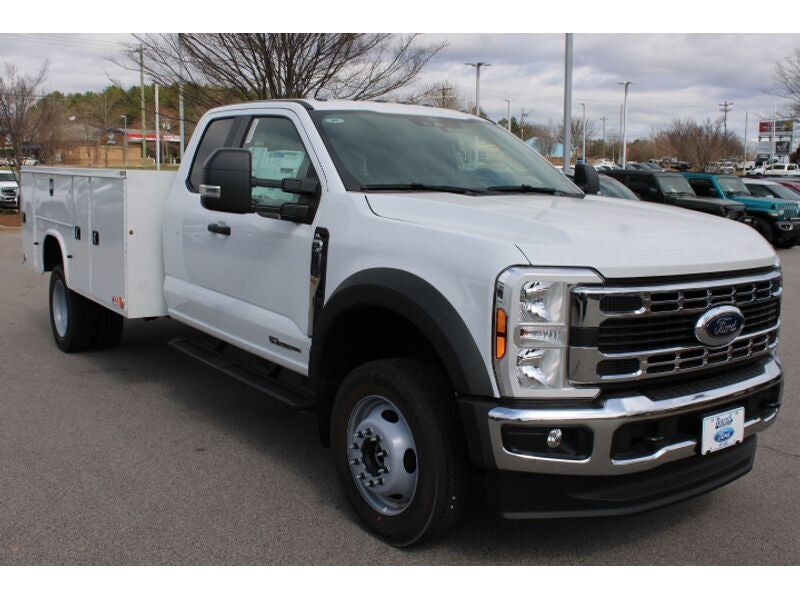 2024 FORD F-550