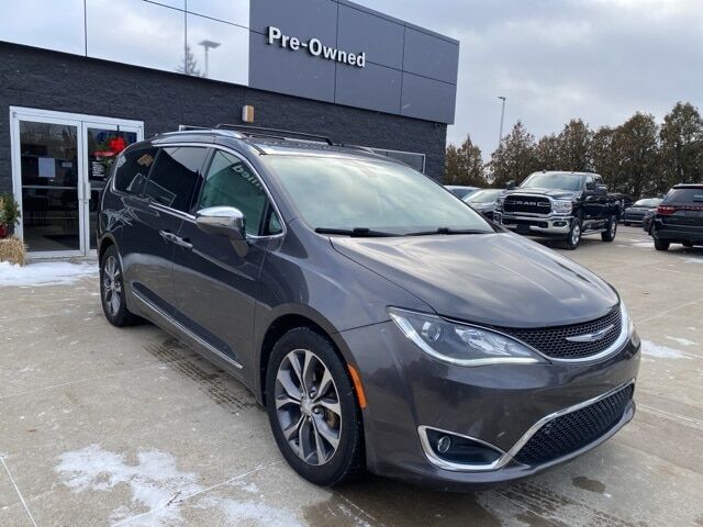 2017 CHRYSLER Pacifica