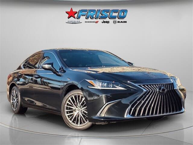 2024 LEXUS ES